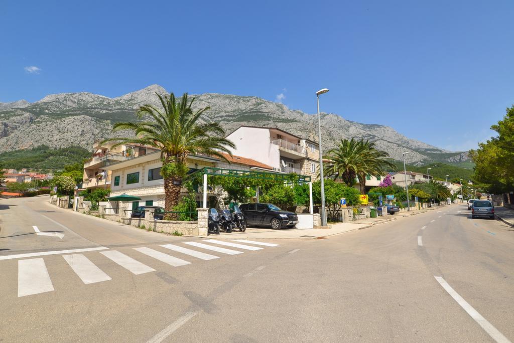 Apartment Afrika Makarska Exterior photo