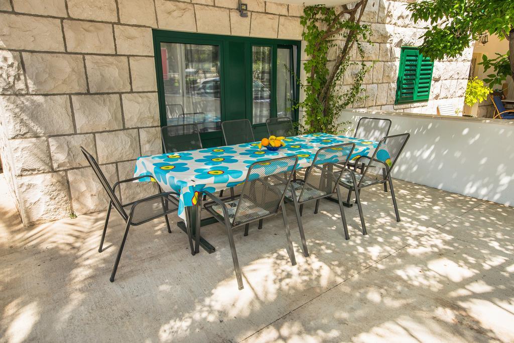 Apartment Afrika Makarska Exterior photo
